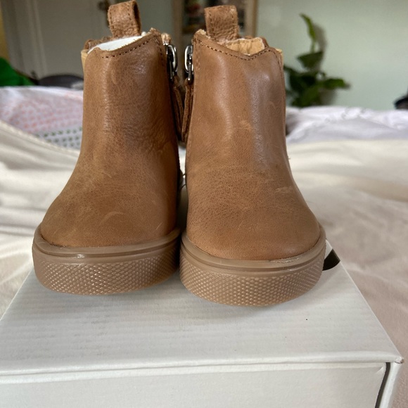 Freshly Picked Chelsea Boot in Weathered Brown 5T - Picture 3 of 6